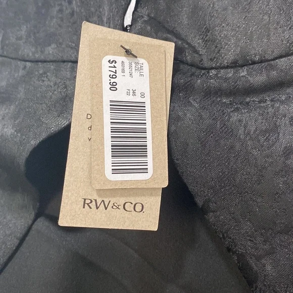 NWT - Picture 4 of 4